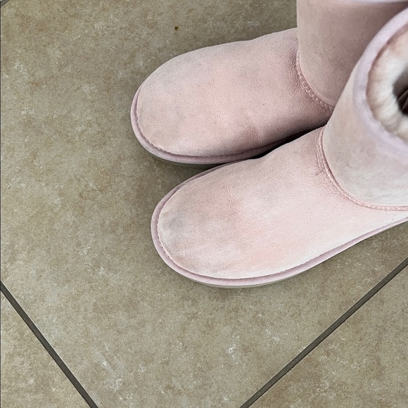 UGG Powder Pink Medium Boots - Picture 5 of 17